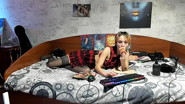 KagamiTayga's Live XXX Chat