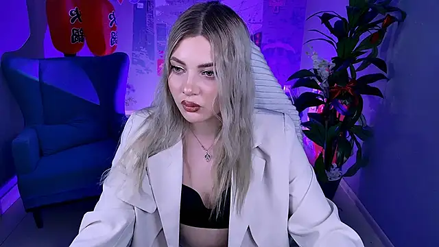 Chat +18 de HyileyClark ao vivo