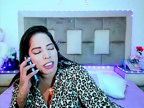 indiantopaz694u 在線直播表演