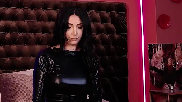 Chat +18 de StephanyMillan ao vivo