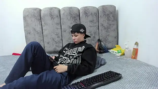Bruno_Cruzz Live XXX-Chat