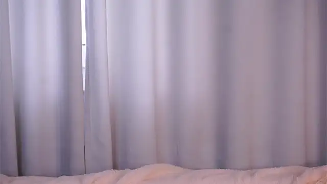 KateCaheeのライブXXXチャット