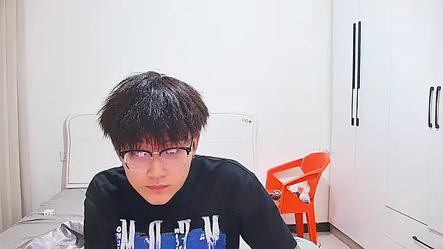 KK-cuteboyのウェブカメラショー