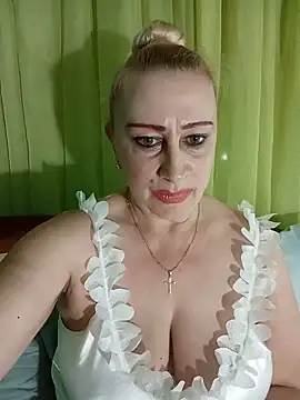 Esenia505's Live XXX Chat