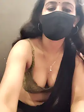 Kanika_76 Show in webcam