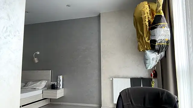 SoloFury 라이브 XXX 채팅