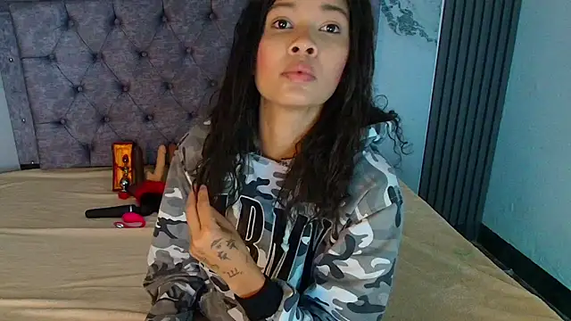 Zoe_Blake1's Live XXX Chat