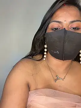 hot8178 Show in webcam