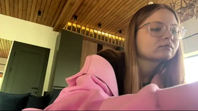 NikaLicka Chat XXX live