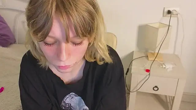 MollySally's Live XXX Chat