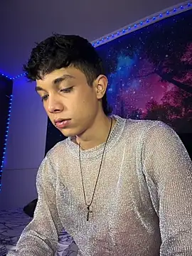 RoughDiamond_ Show Webcam