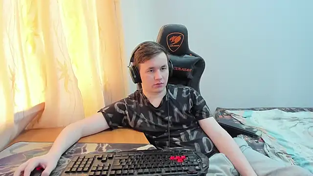 Вебкам-шоу iliaskrislove