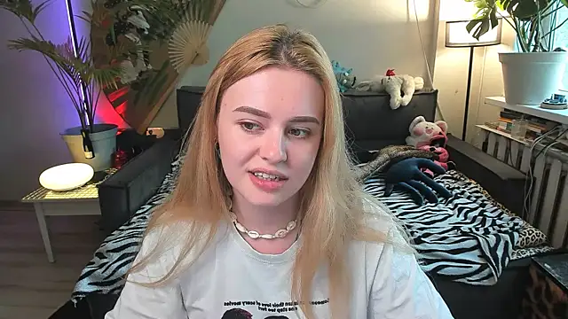 Alexa_PirsのライブXXXチャット