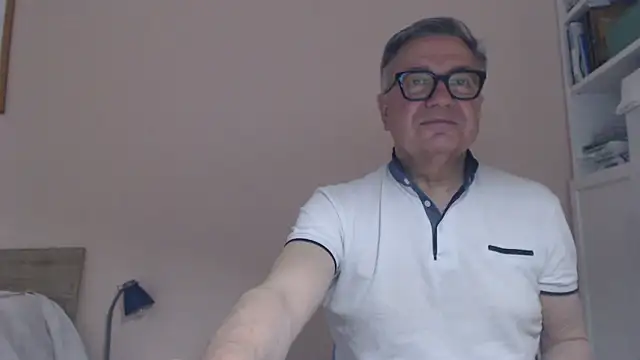 YOU6me ওয়েবক্যাম শো