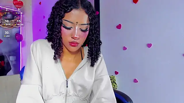 צ'אט XXX בשידור חי של dolly_boob