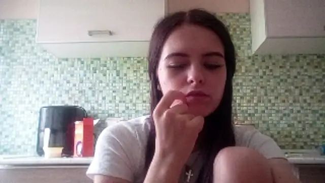 KikiAmino's Live XXX Chat
