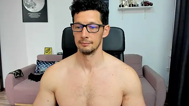 XXX chat uživo modela BrutusK08