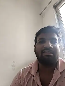 vinay_smalldick Adlı Modelin Canlı XXX Sohbeti