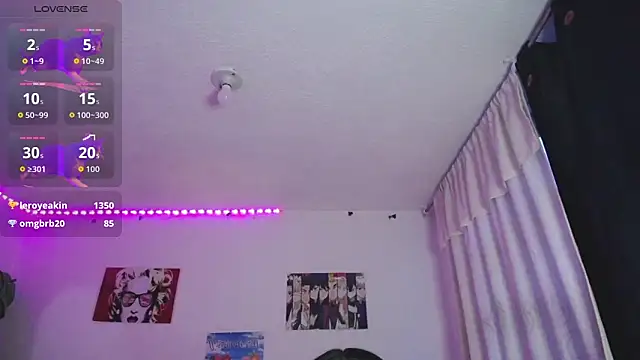 iris_sky élő XXX-chatje