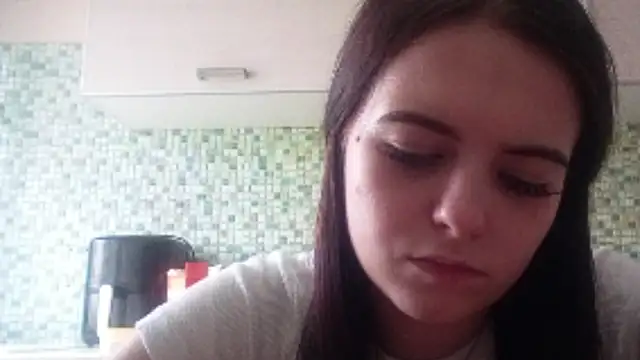 KikiAmino's Live XXX Chat