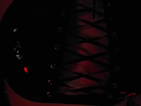 Czat XXX na żywo – _MissJaneWarren_