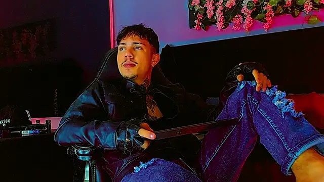HannibalLester 在線直播表演