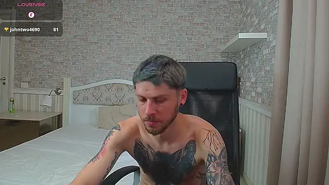 JonahShaw Adlı Modelin Web Kamerası Şovu