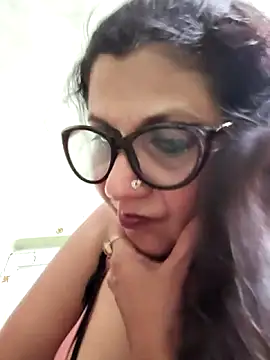 LOVE__RANI Webcamshow