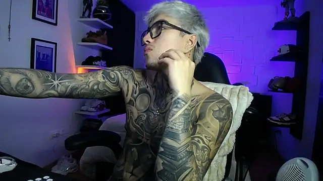jung_dragon Pertunjukan Webcam