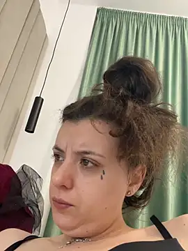 bunnythetailor Chat XXX live