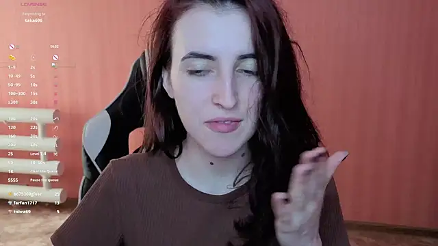 צ'אט XXX בשידור חי של reaissss