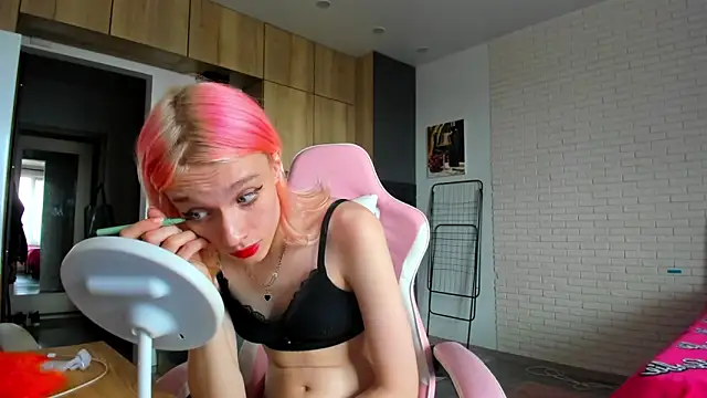 _Alice_Kitty Webcamshow