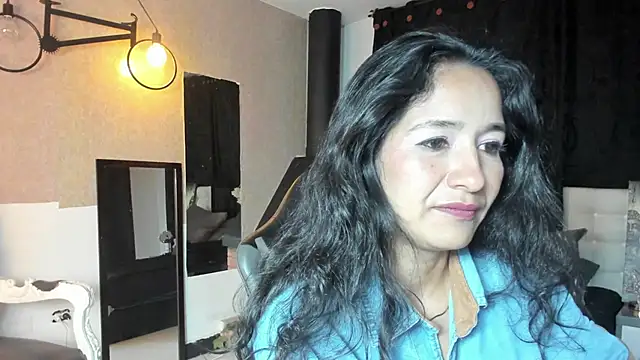 Vicky_Angeel's Live XXX Chat