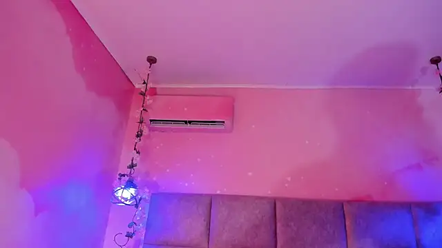 Lushi_Love Chat XXX live