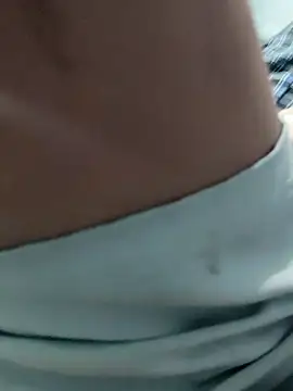RAYI_Queen_4のライブXXXチャット