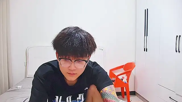 KK-cuteboy Adlı Modelin Web Kamerası Şovu