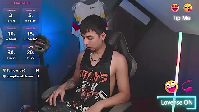 Show de ALPHA_LATINO na webcam