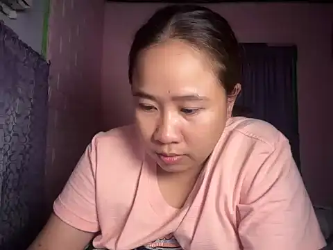 ur_asianyumi Pertunjukan Webcam