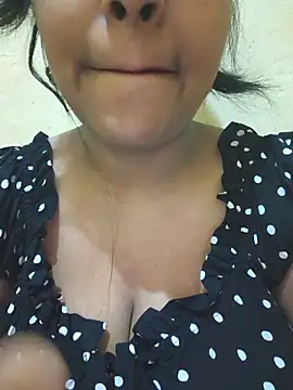 Missdiwani's Live XXX Chat