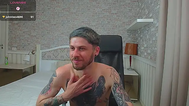 JonahShaw's Live XXX Chat