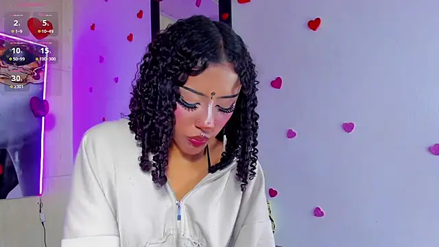 แชท XXX สดของ dolly_boob