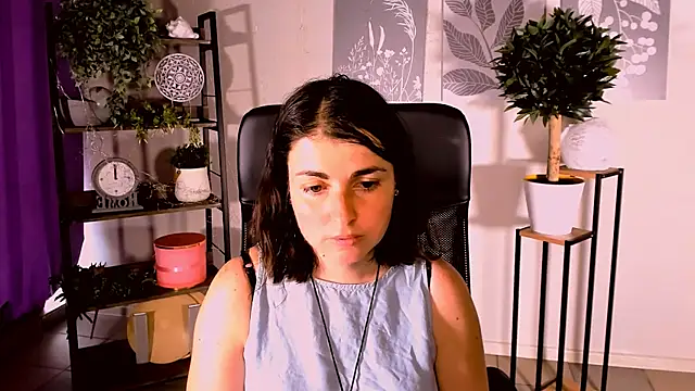MartaEdams Adlı Modelin Canlı XXX Sohbeti
