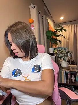 Kath_C Show in webcam