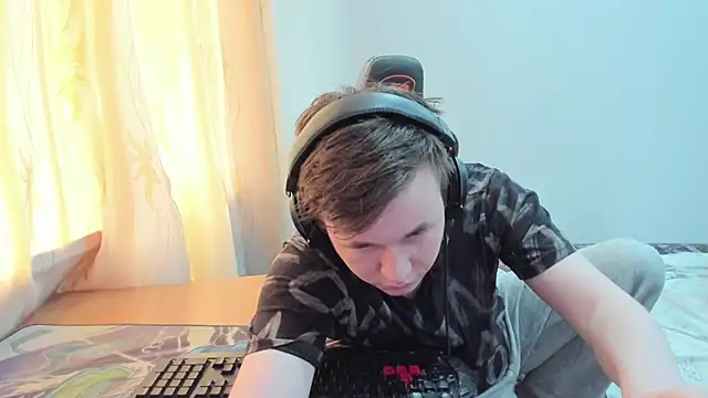Вебкам-шоу iliaskrislove