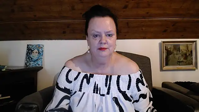 TiffanyMature Chat XXX in diretta