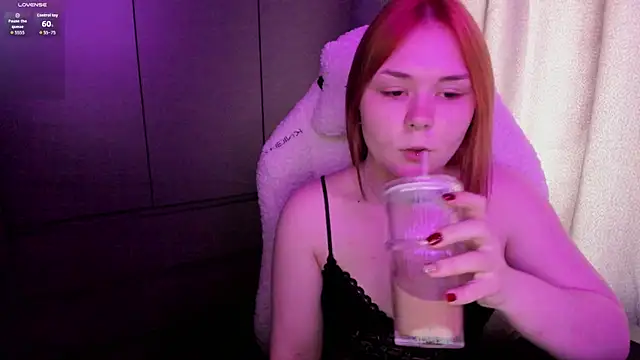 sophia_lix: απευθείας συνομιλία ΧΧΧ