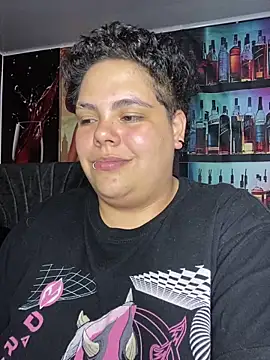 Hailey_Curvy Show in webcam