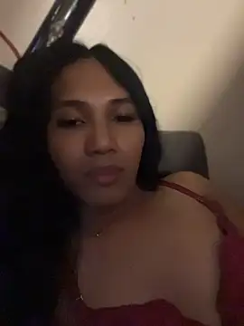 slutty_aki's Webcam Show