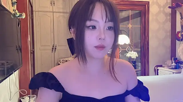 Chat XXX Live LongLongQueen