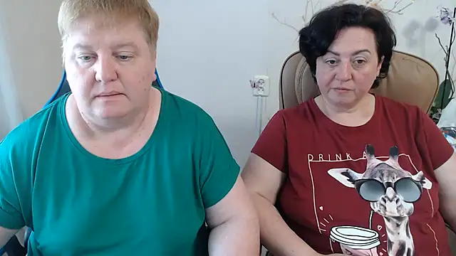Lindy-Jeanie Live XXX-Chat